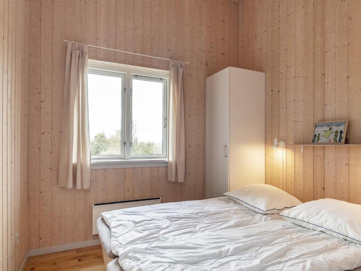 8 Person Holiday Home In Faborg Bagian luar foto